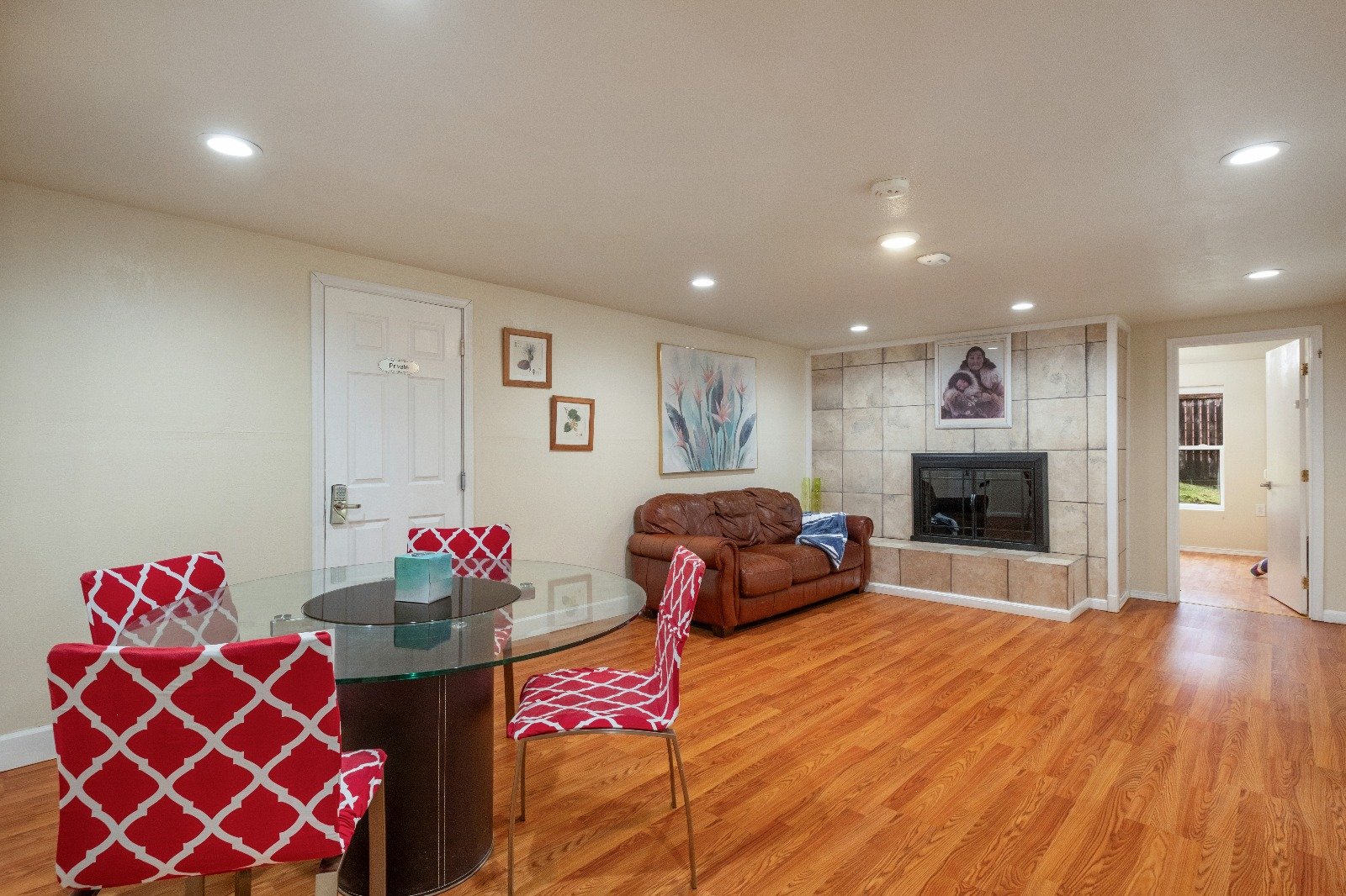 WhatsApp Image 2025-05-08 at 16.23.05_20ee32cc