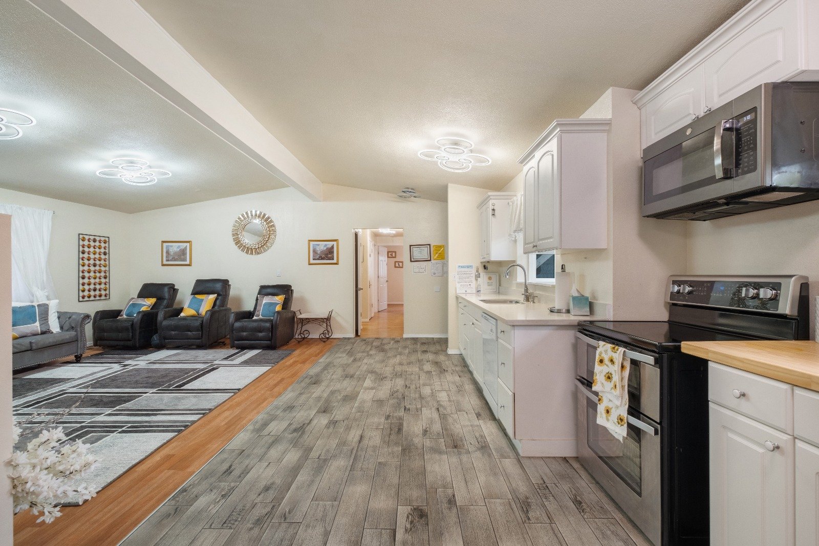 WhatsApp Image 2025-05-08 at 16.23.05_c2b45905