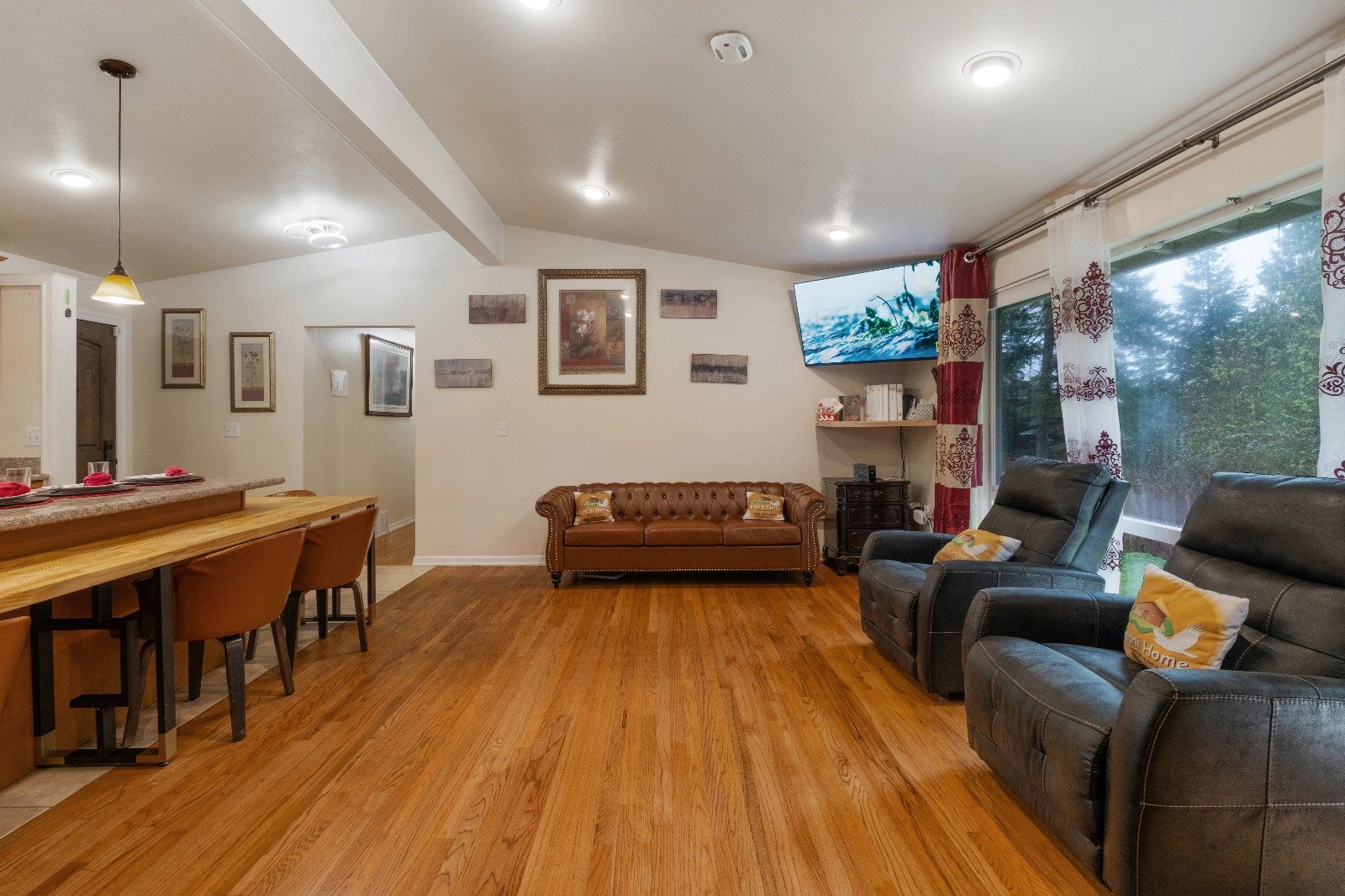 WhatsApp Image 2025-05-08 at 16.23.07_7169e772