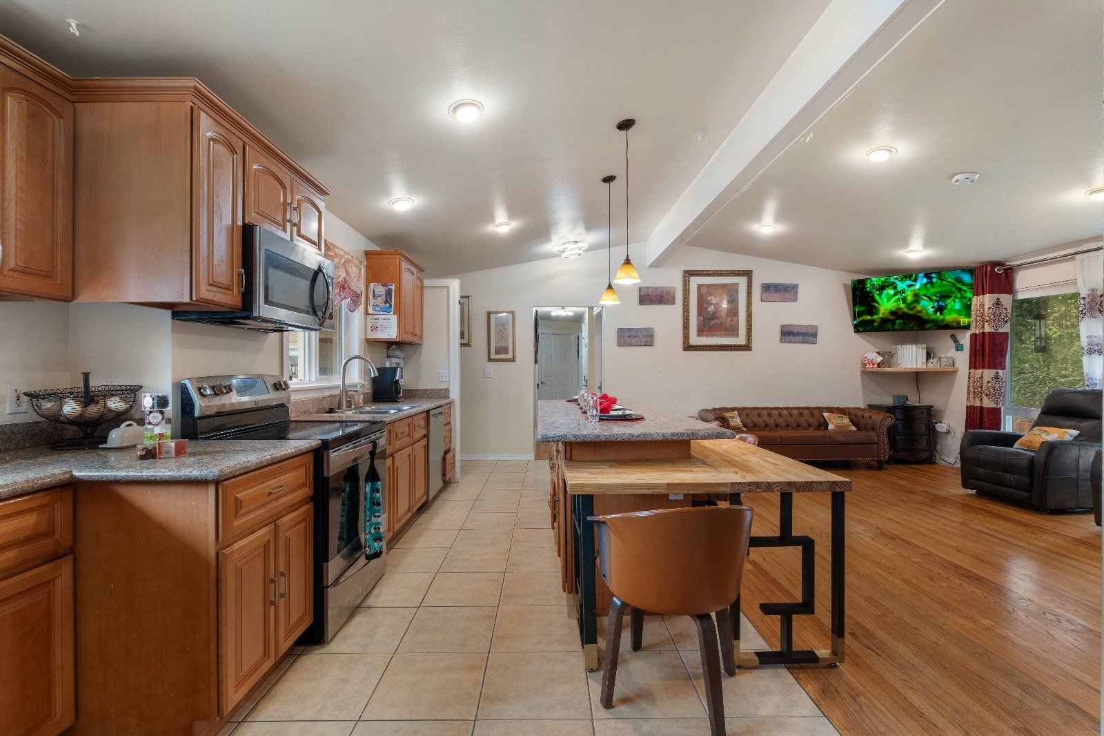 WhatsApp Image 2025-05-08 at 16.23.10_fe74d594